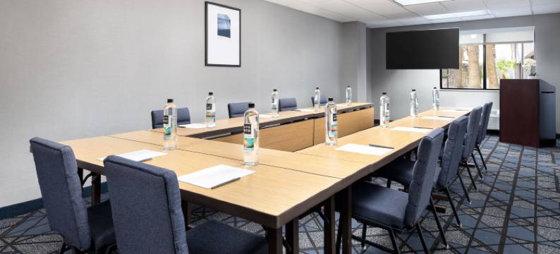 拉斯维加斯体育场区万怡酒店-万豪旗下(Courtyard by Marriott Las Vegas Stadium Area)图片