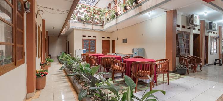 RedDoorz Syariah Near Alun Alun Sumedang图片