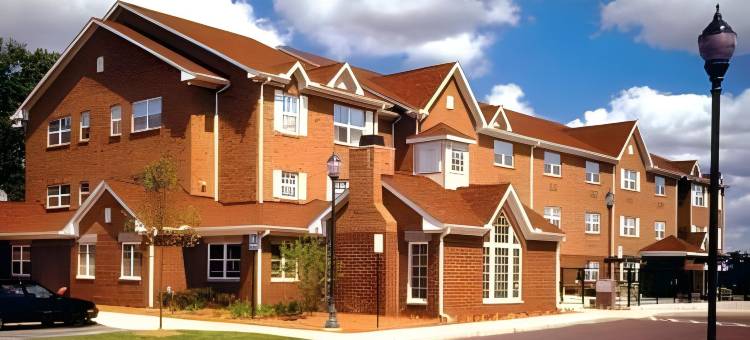 底特律利沃尼万豪TownePlace酒店(TownePlace Suites Detroit Livonia)图片