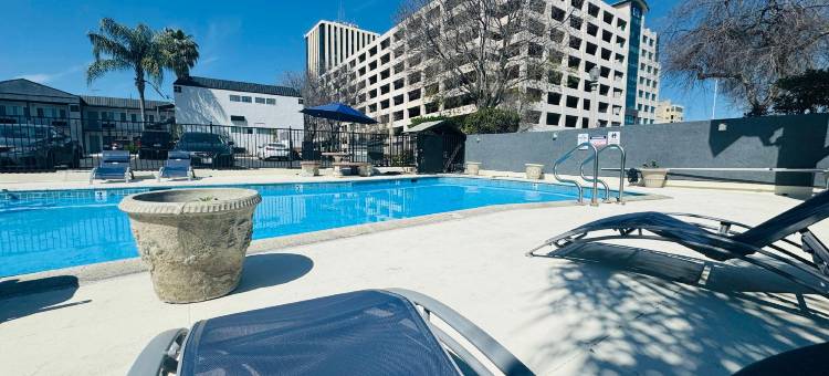 Travelodge by Wyndham Fresno Convention Center Area图片