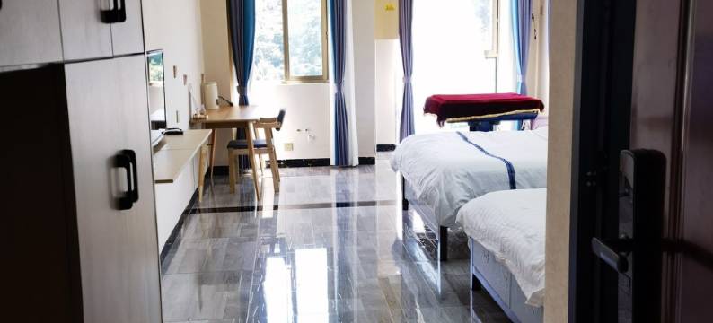 英子头渡观湖看山纳凉民宿(锦屏街分店)图片