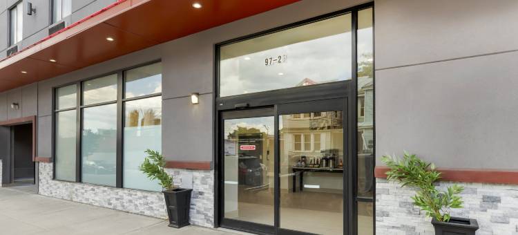 红屋顶PLUS+ 牙买加, 纽约 – JFK机场(Red Roof PLUS+ Jamaica, NY - JFK Airport)图片