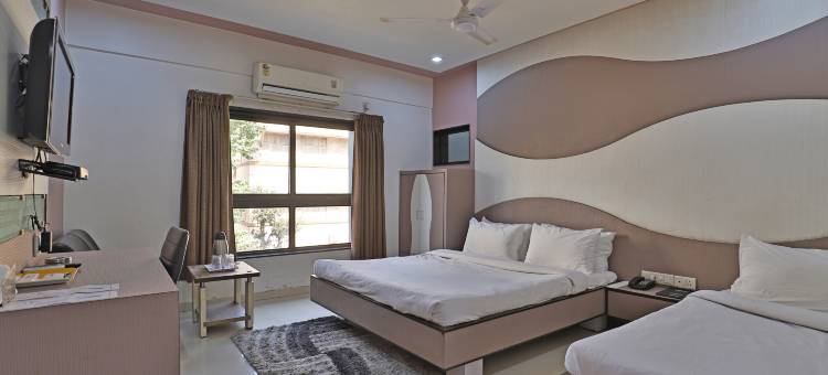 美瑞特酒店(Hotel Merit)图片