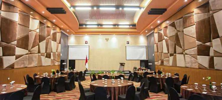 普禾加多美特尔酒店(Meotel Purwokerto)图片