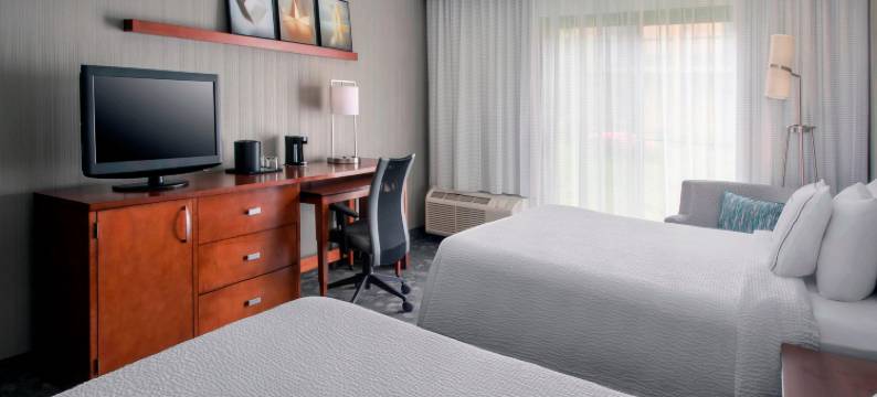 万怡纽瓦克自由国际机场酒店(Courtyard Newark Liberty International Airport)图片