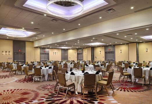 Marriott St. Louis AirportHotel Overview