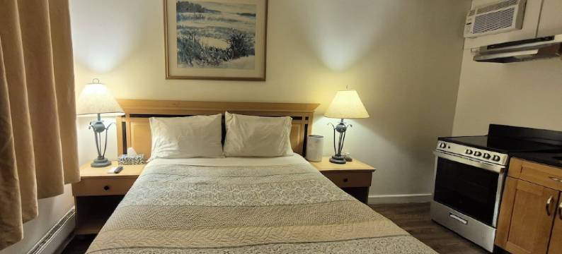 日落汽车旅馆(Sunset Motel)图片