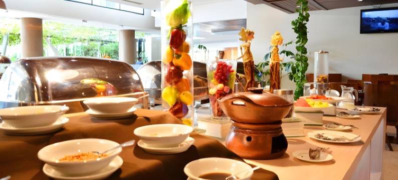 拉图瑟朗最终地平线酒店(Horison Ultima Ratu Serang)图片