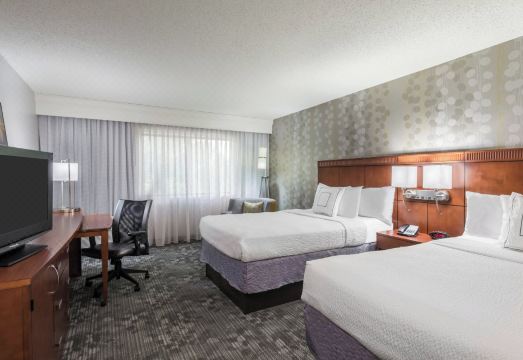 Courtyard Mobile Hotel Overview