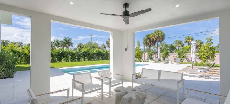 全新建造的卡奇莱特别墅带私人泳池(Brand New Catchlight House With Private Pool)图片