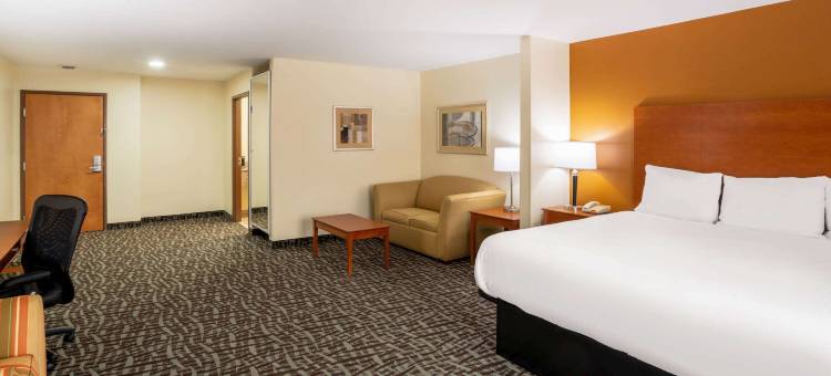 萨凡纳南呗盟套房酒店(Baymont by Wyndham Savannah South)图片