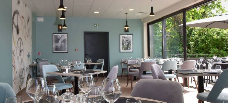 阿斯特雷亚讷韦尔北接触酒店及新桌餐厅(Contact Hôtel Astréa Nevers Nord et Son Restaurant la Nouvelle Table)图片