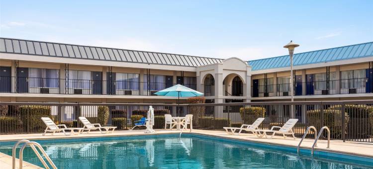 恩波里亚戴斯酒店(Days Inn by Wyndham Emporia)图片