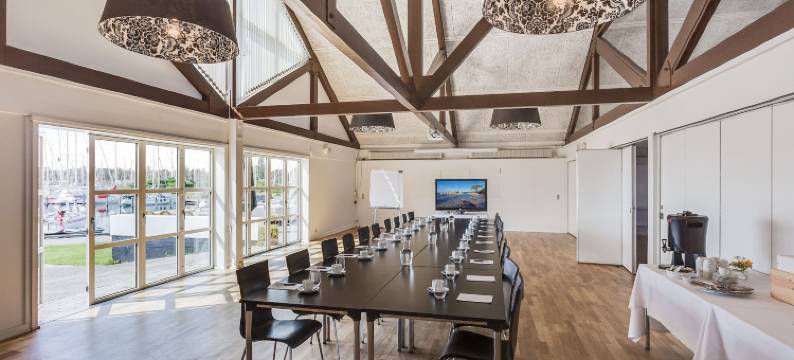 卡洛维巴迪酒店(Kaløvig Badehotel)图片