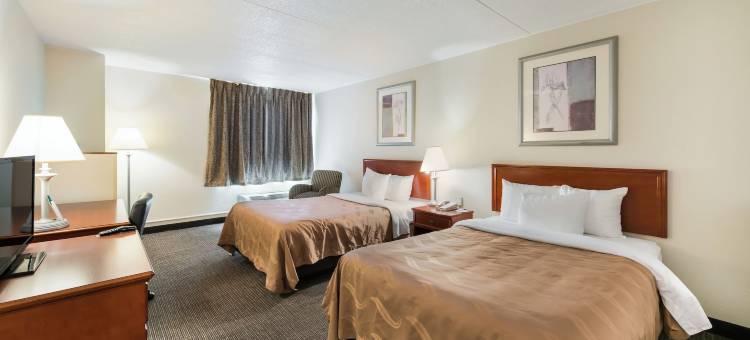 波旁内斯布拉德利凯艺酒店(Quality Inn Bradley- Bourbonnais)图片