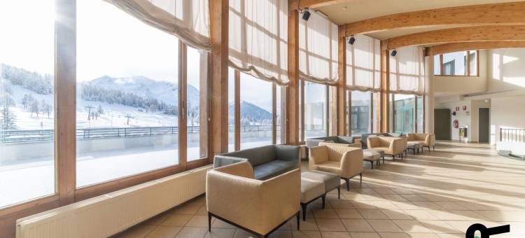 HOTIDAY塞斯特里埃尔酒店(Hotiday Sestriere Ski Run)图片