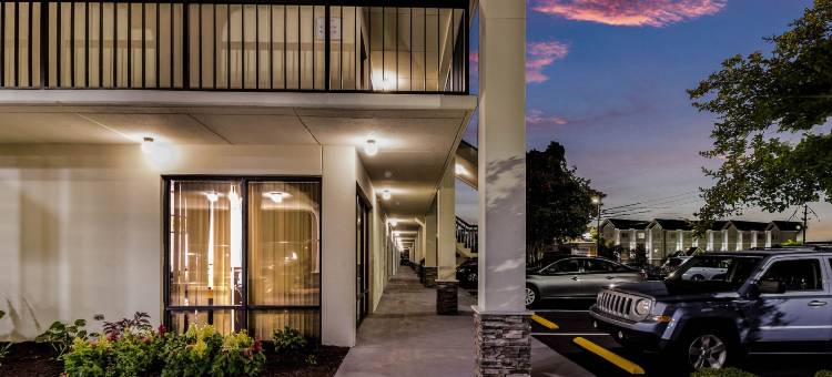 勒琼营温德姆呗盟酒店(Baymont by Wyndham Camp Lejeune)图片