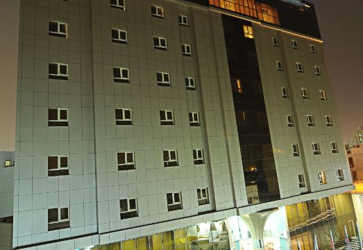 Corp Executive Hotel Doha Suites Hotel Overview