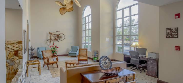 品质酒店海湾海岸机场(Quality Inn Gulf Shores Airport)图片