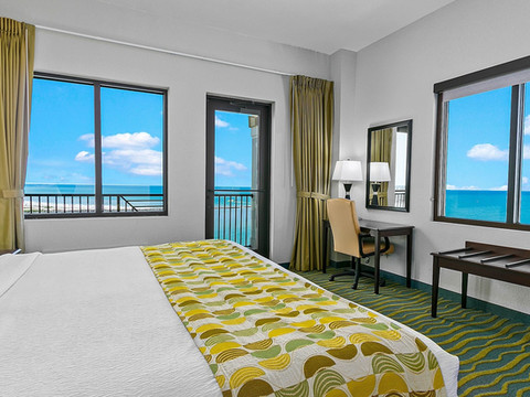 克利尔沃特海滩艾治酒店