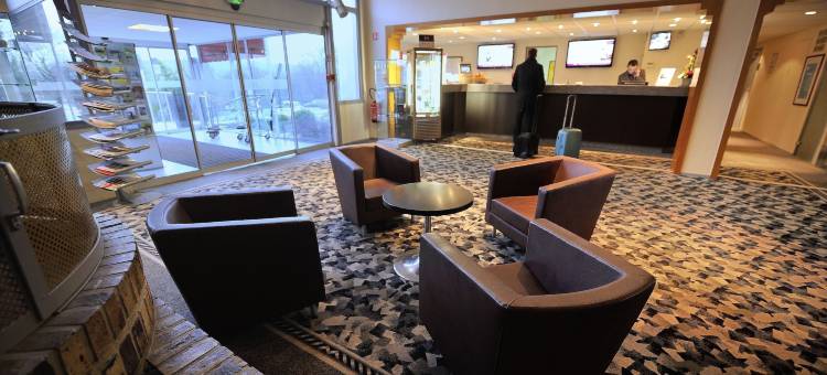 鲁昂瓦勒德勒伊美居酒店(Hôtel Mercure Rouen Val-De-Reuil)图片