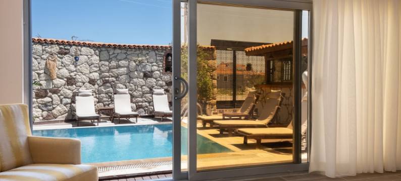 Luna的Alacati(Lunas Alaçatı)图片