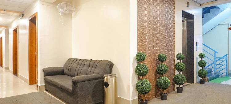 FabHotel Embassy Near Amanora Mall图片