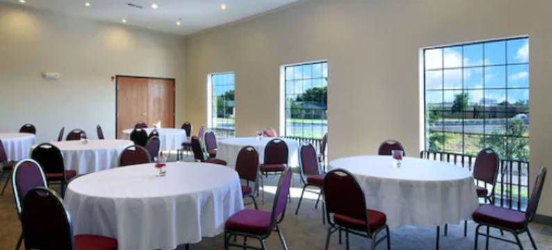 拉伯克市南戴斯酒店(Days Inn by Wyndham Lubbock South)图片