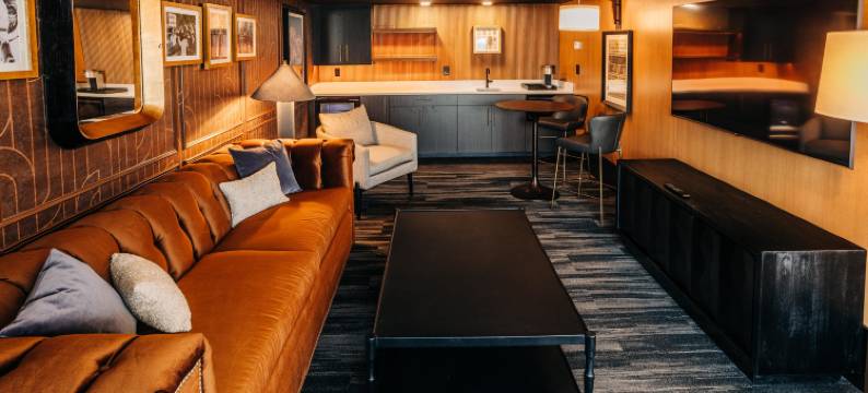 小径酒店(The Trail Hotel)图片