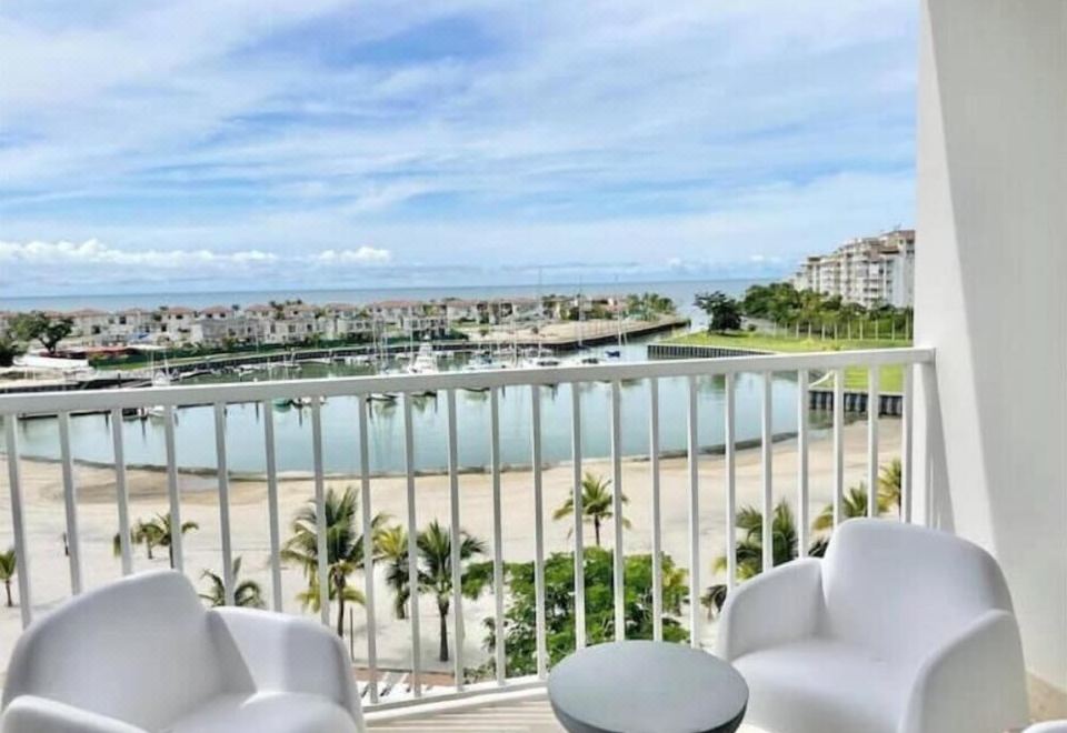 Exquisite 2 Bedroom apartment Hotel Overview