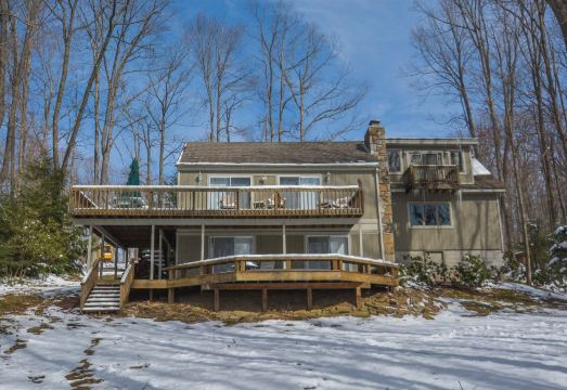 Donnas Choice Hotel Overview