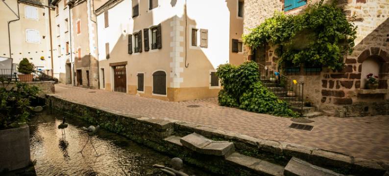 法国旅馆商务酒店(Logis Hotel Restaurant du Commerce)图片