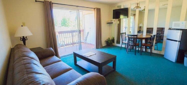 夏丝提娜湖高尔夫度假村(Lake Shastina Golf Resort)图片