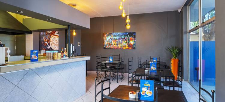 哈拉雷萨莫拉迈克尔大道126号N1酒店(N1 Hotel Samora Machel Harare)图片