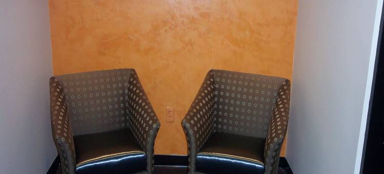 西好莱坞华美达酒店(Ramada Plaza by Wyndham West Hollywood Hotel & Suites)图片