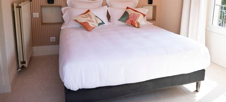 蒙费拉巴斯蒂德(La Bastide de Montferrat)图片