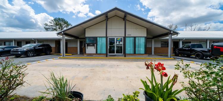 奥优酒店 奥卡拉，佛罗里达州 I-75(OYO Hotel Ocala, FL I-75)图片