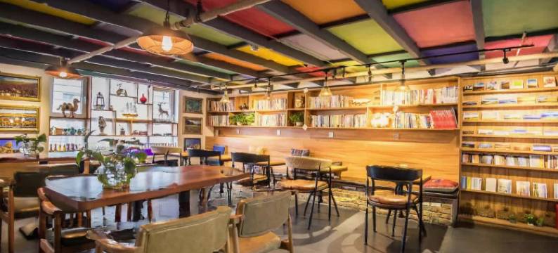 西宁河湟记忆青年旅舍(城东万达广场店)图片