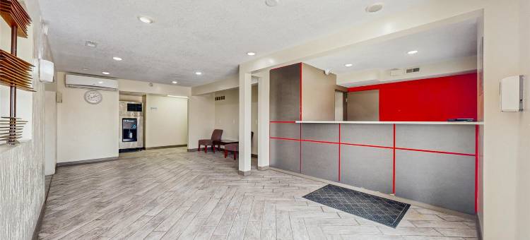 红狮酒店及套房奥拉西堪萨斯城(Red Lion Inn & Suites Olathe Kansas City)图片