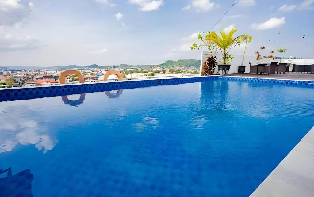 Radja Hotel Over view