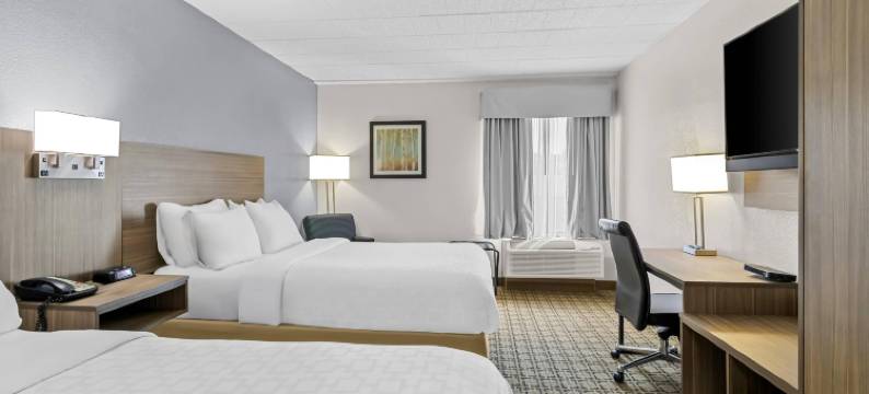 克拉丽奥酒店克兰伯里镇(Clarion Inn Cranberry Township)图片