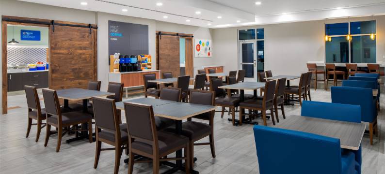 智选假日套房酒店-拉伯克中心-大学区(Holiday Inn Express & Suites LUBBOCK CENTRAL - UNIV AREA by IHG)图片