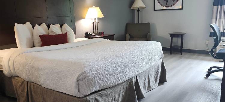 卢林华美达酒店(Ramada by Wyndham Luling)图片