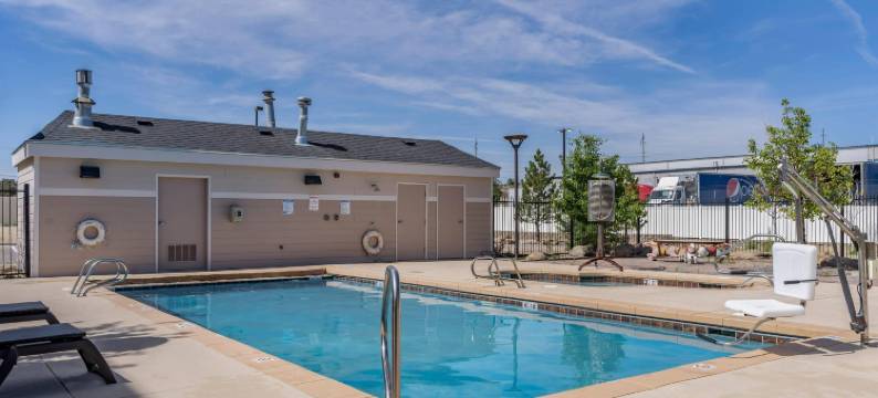 阿兹特克-法明顿地区康福特旅馆及套房(Comfort Inn & Suites Aztec - Farmington Area)图片