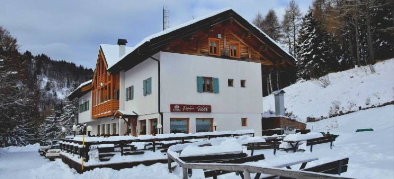 维奥特山庄(Rifugio Viote)图片