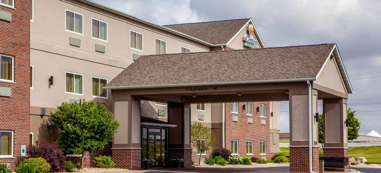 达文波特四城舒适套房酒店(Comfort Inn & Suites Davenport - Quad Cities)图片