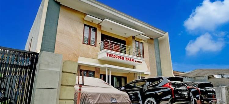 O 76 佳云萨里酒店(Hotel O 76 Gayungsari)图片