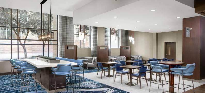 威尔明顿市中心/历史区万怡酒店(Courtyard Wilmington Downtown/Historic District)图片