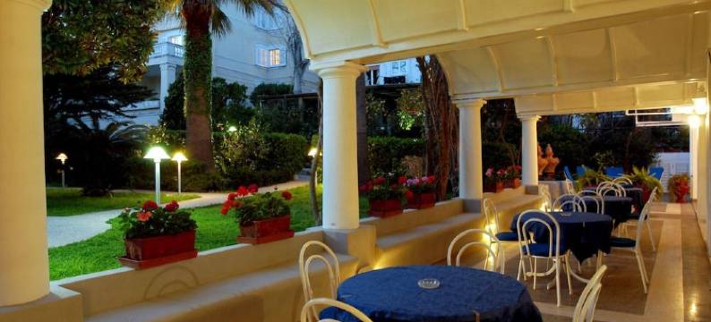 卡普里豪华精选酒店帕齐埃拉(Pazziella, a Luxury Collection Hotel, Capri)图片