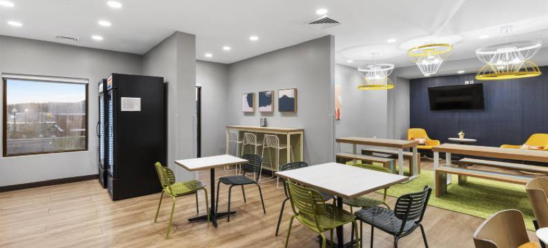 希尔顿Spark阿宾登岛I-81近展览场(Spark by Hilton Abingdon I-81 Near Fairgrounds)图片